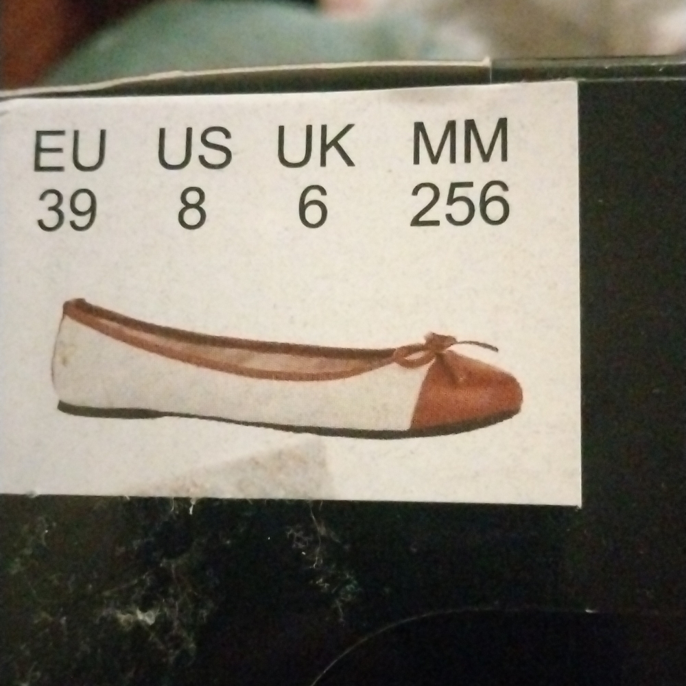 Butterfly twists/ballerinas new w tags in box sz 8 - Picture 5 of 6